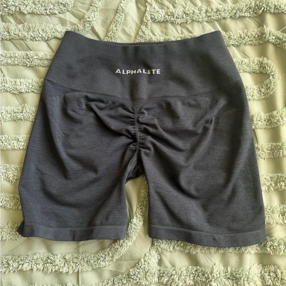 Alphalete amplify shorts
